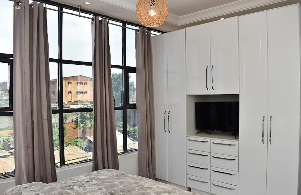Residence L'Ecrin Yaoundé エクステリア 写真