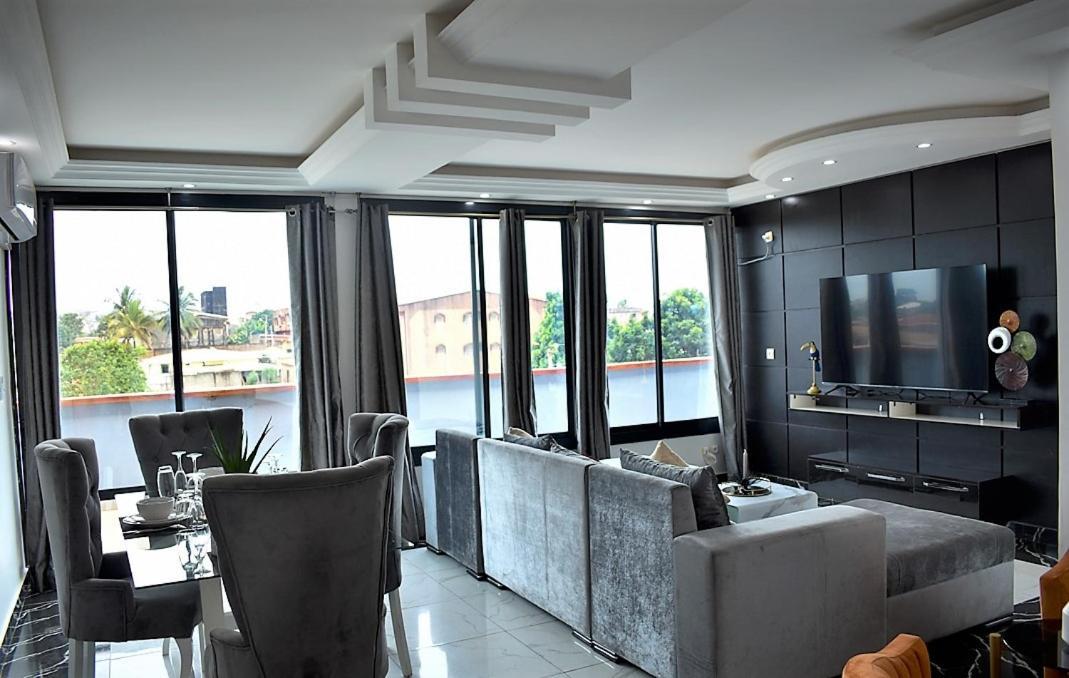 Residence L'Ecrin Yaoundé エクステリア 写真