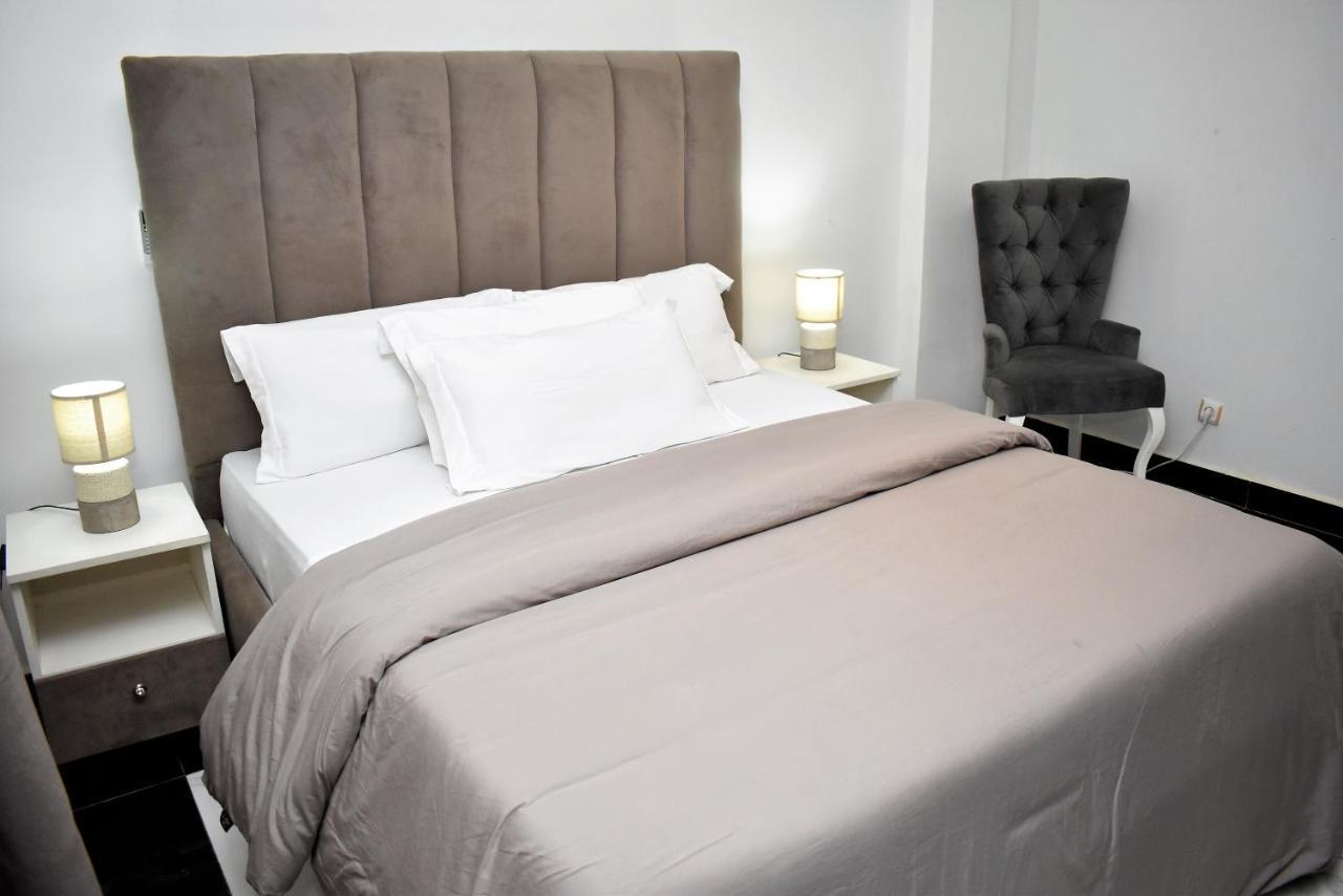Residence L'Ecrin Yaoundé エクステリア 写真