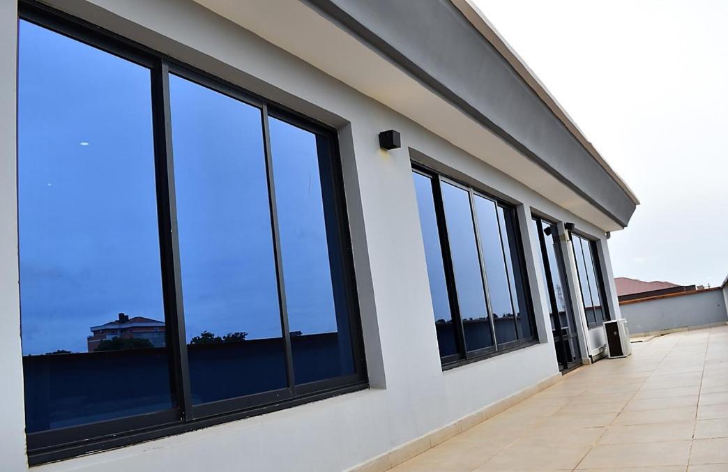Residence L'Ecrin Yaoundé エクステリア 写真