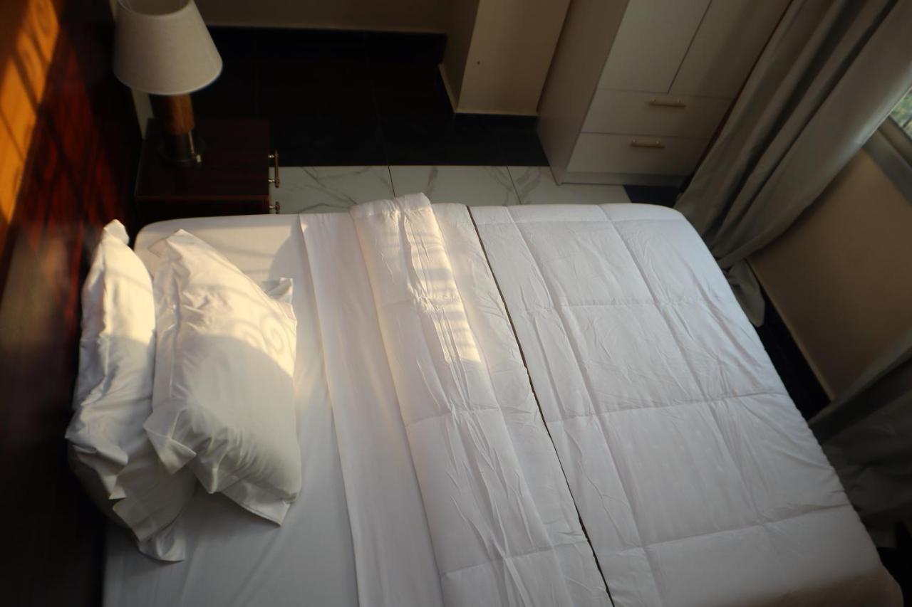 Residence L'Ecrin Yaoundé エクステリア 写真