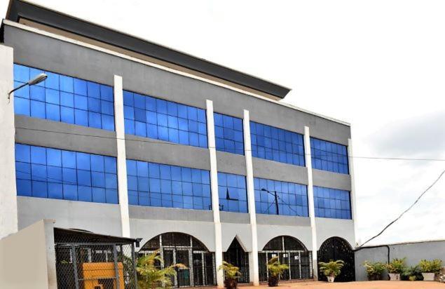 Residence L'Ecrin Yaoundé エクステリア 写真