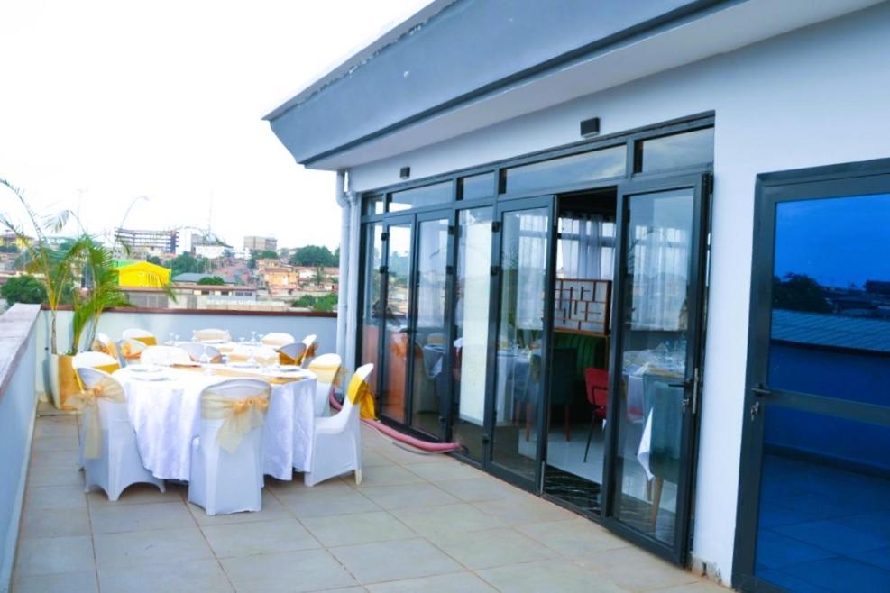 Residence L'Ecrin Yaoundé エクステリア 写真