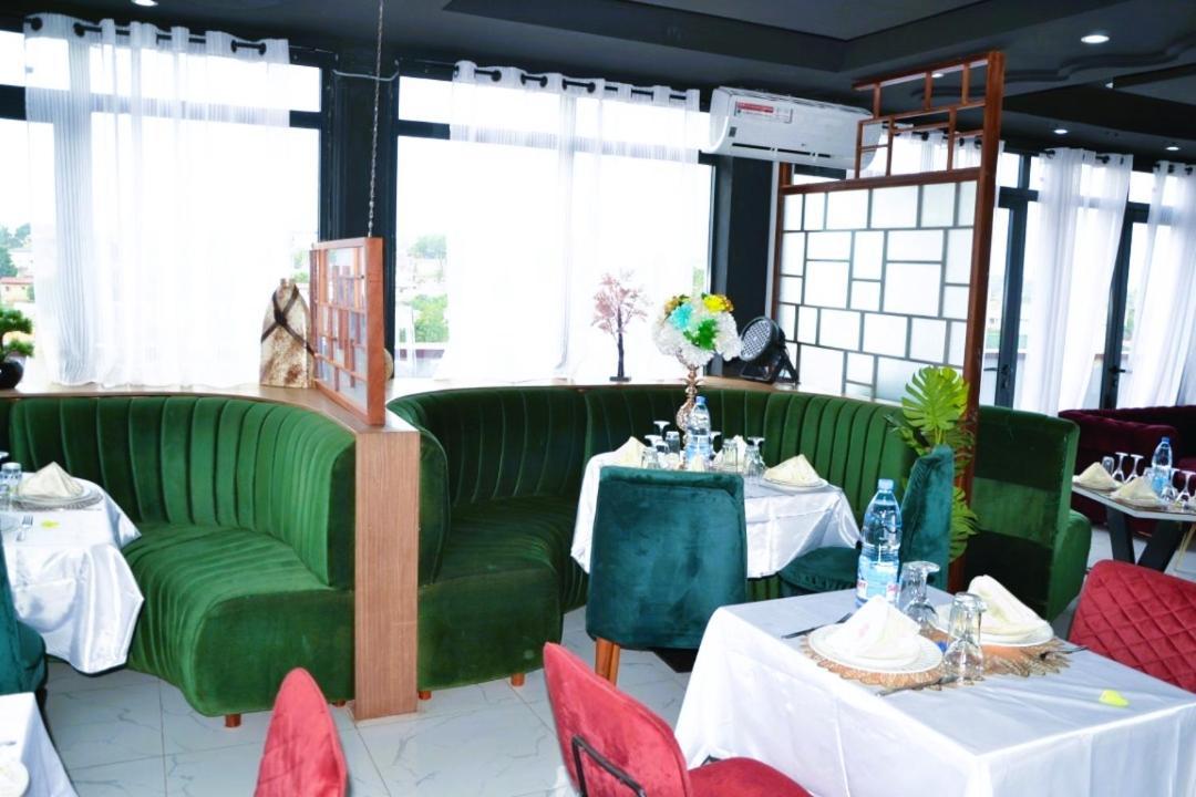 Residence L'Ecrin Yaoundé エクステリア 写真